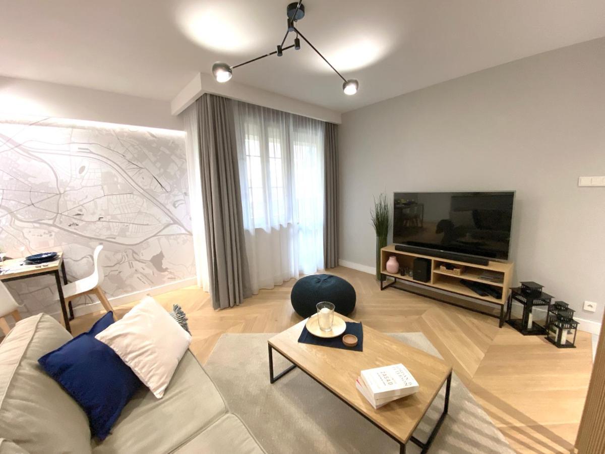 Mycherry - Old Town Apartment - Wiezienna 21C Wroclaw Dış mekan fotoğraf