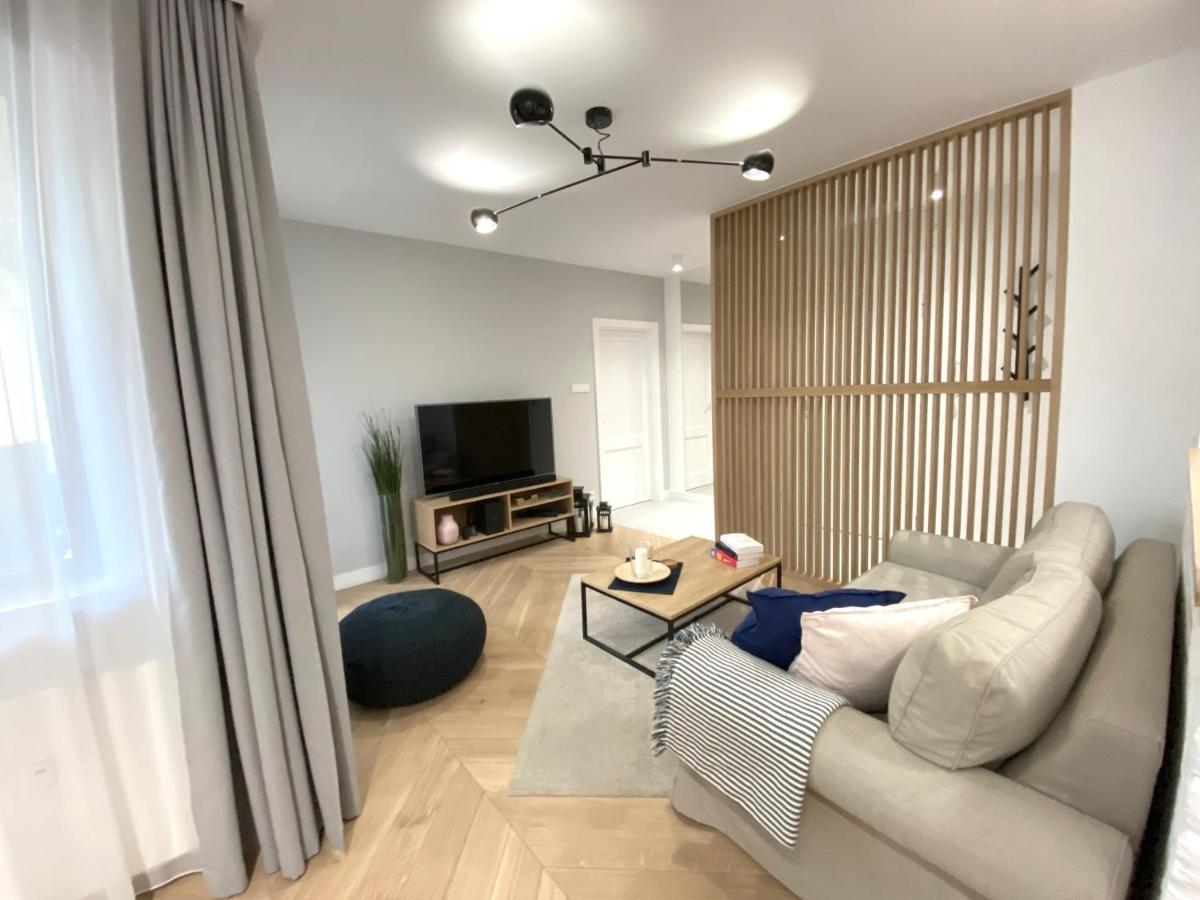 Mycherry - Old Town Apartment - Wiezienna 21C Wroclaw Dış mekan fotoğraf