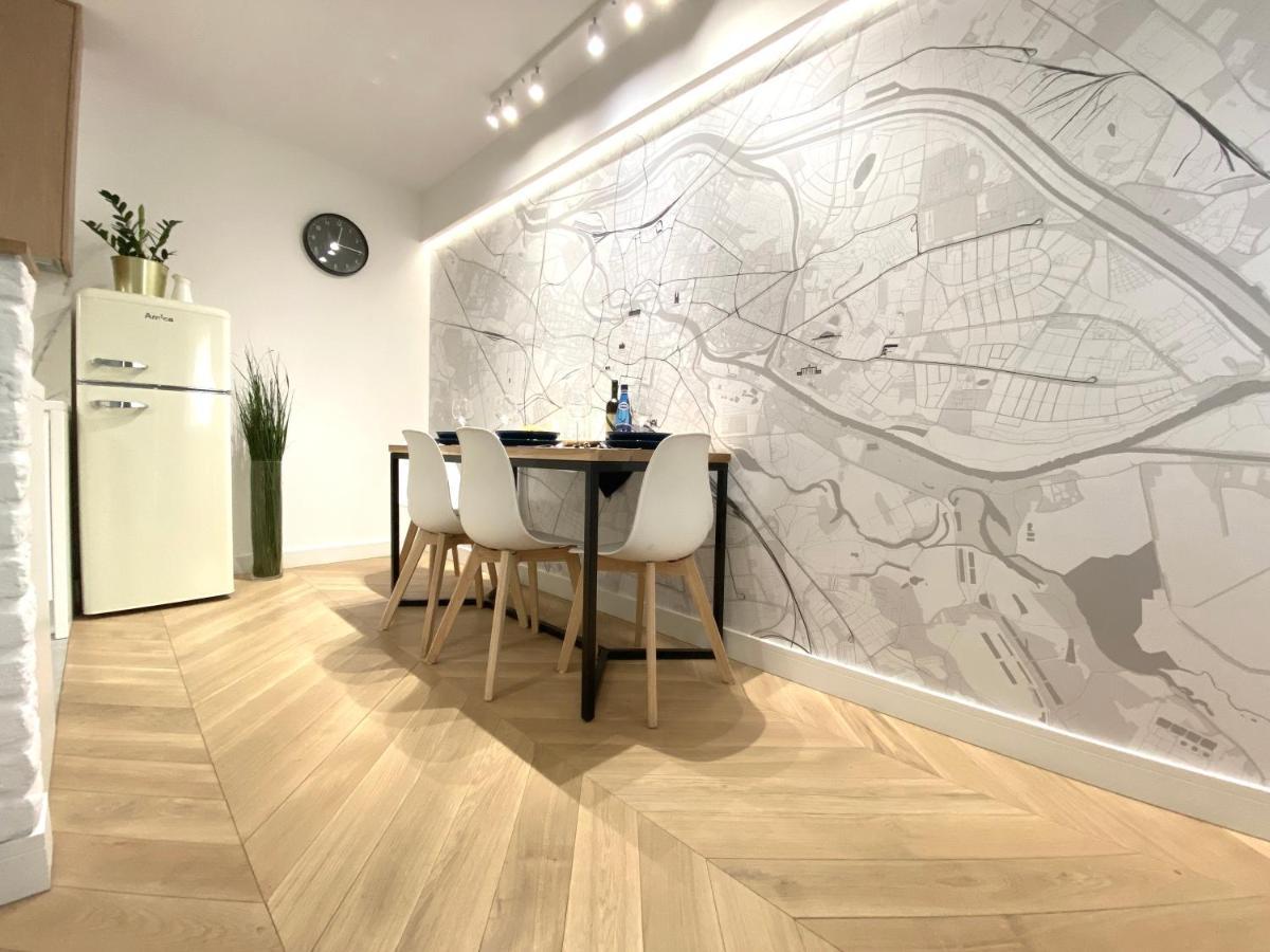 Mycherry - Old Town Apartment - Wiezienna 21C Wroclaw Dış mekan fotoğraf